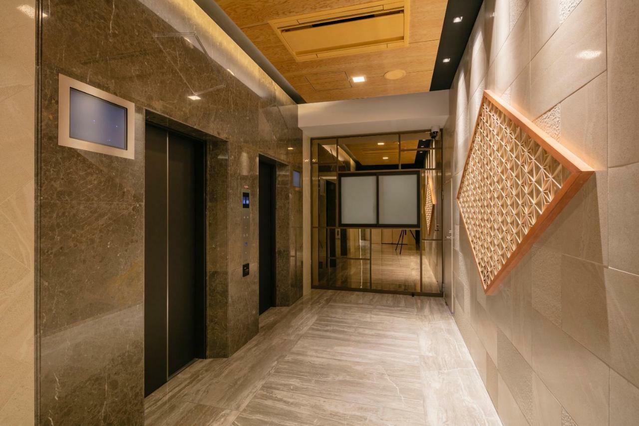 Ostay Vermillion Namba Osaka Exterior photo